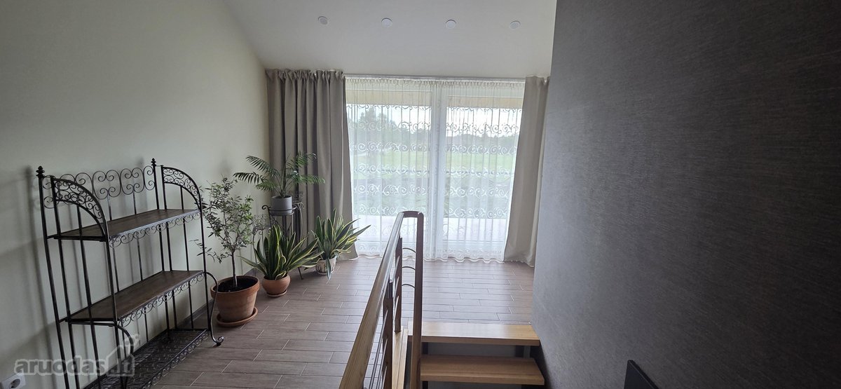 Parduodamas erdvus 2 aukštų namas su pilnai - nuotraukos Nr. 22