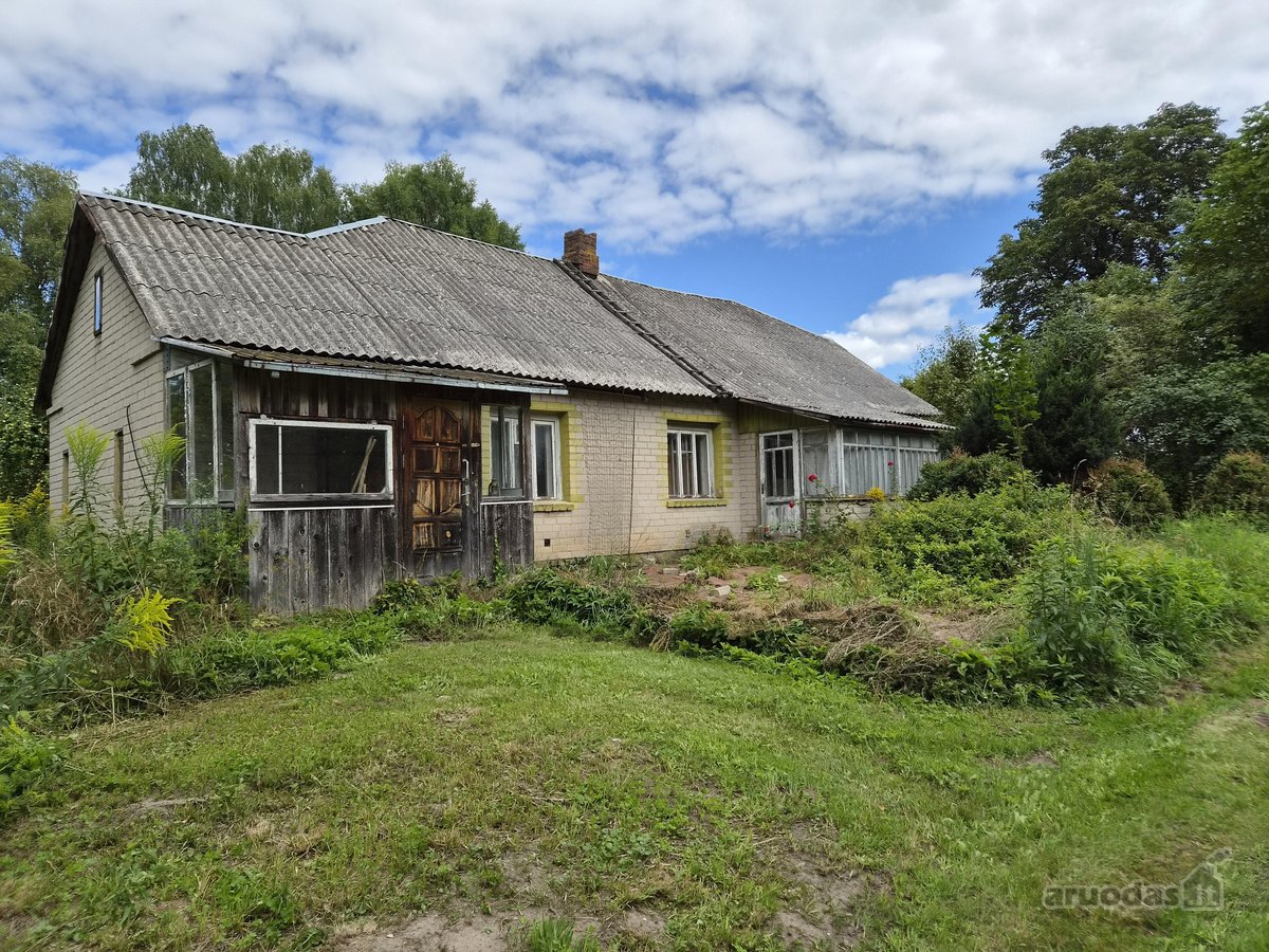 Parduodama sodyba su 5 ha sklypu – 0.39 ha - nuotraukos Nr. 4