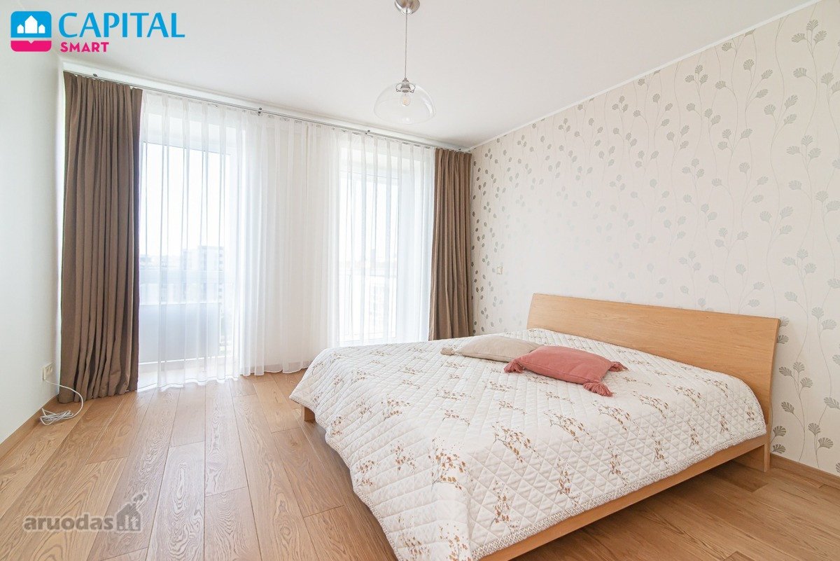 Nuomojamas erdvus ir šviesus 3 kambarių butas - nuotraukos Nr. 12
