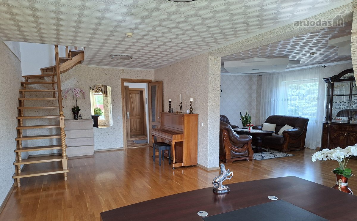  Kokybiškas ir erdvus namas Šilalėje – - nuotraukos Nr. 26