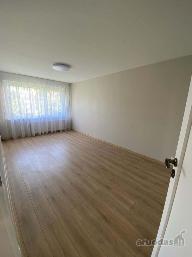 Parduodamas kokybiškai suremontuotas 3 k. - nuotraukos Nr. 12