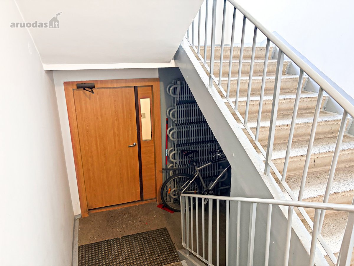 Nuomojamas tvarkingas dviejų kambarių butas - nuotraukos Nr. 13