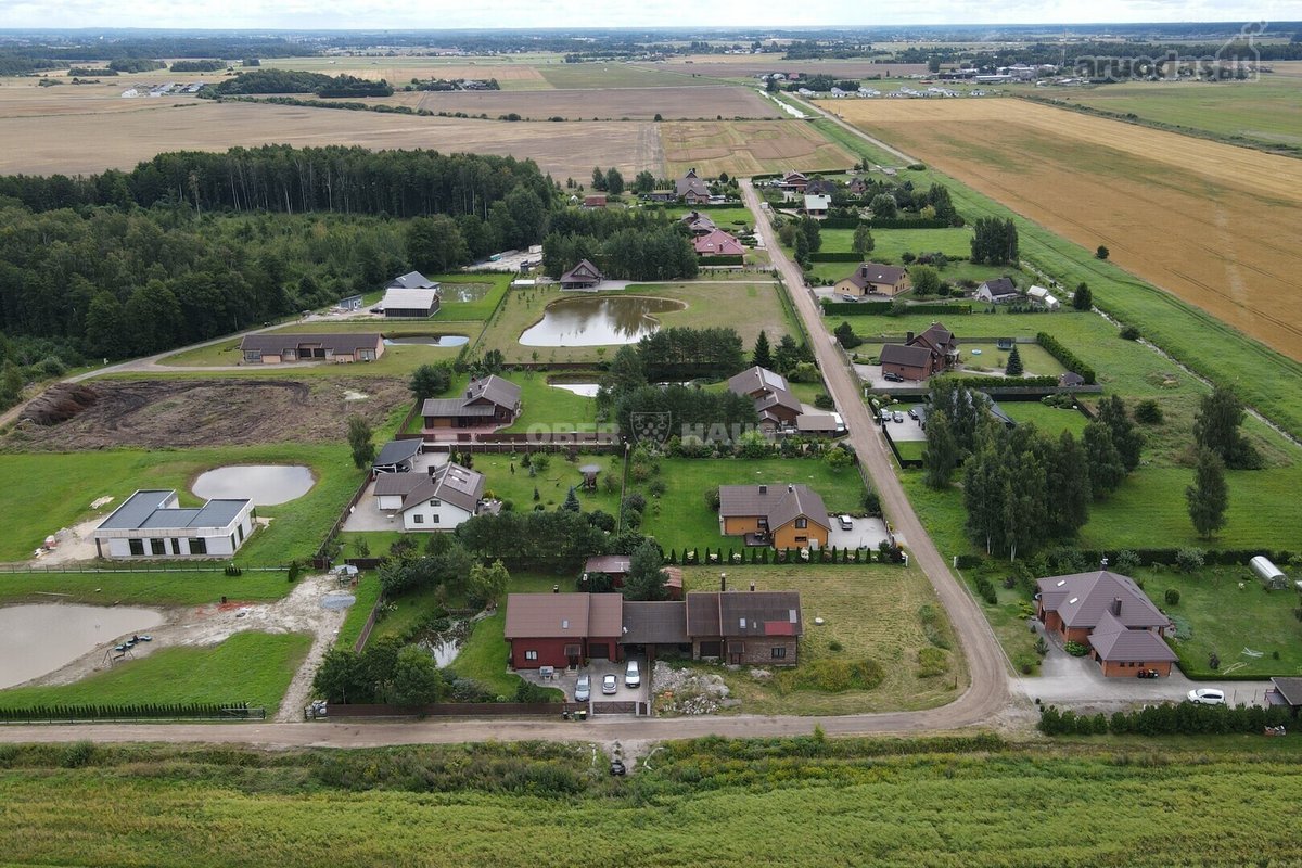 Nebaigtas statyti sublokuotas namas – toliau - nuotraukos Nr. 10