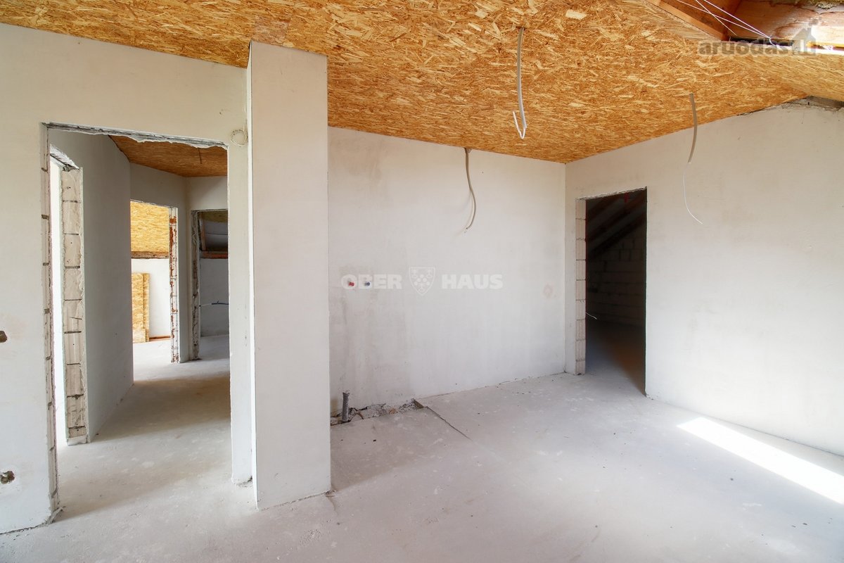 Nebaigtas statyti sublokuotas namas – toliau - nuotraukos Nr. 29