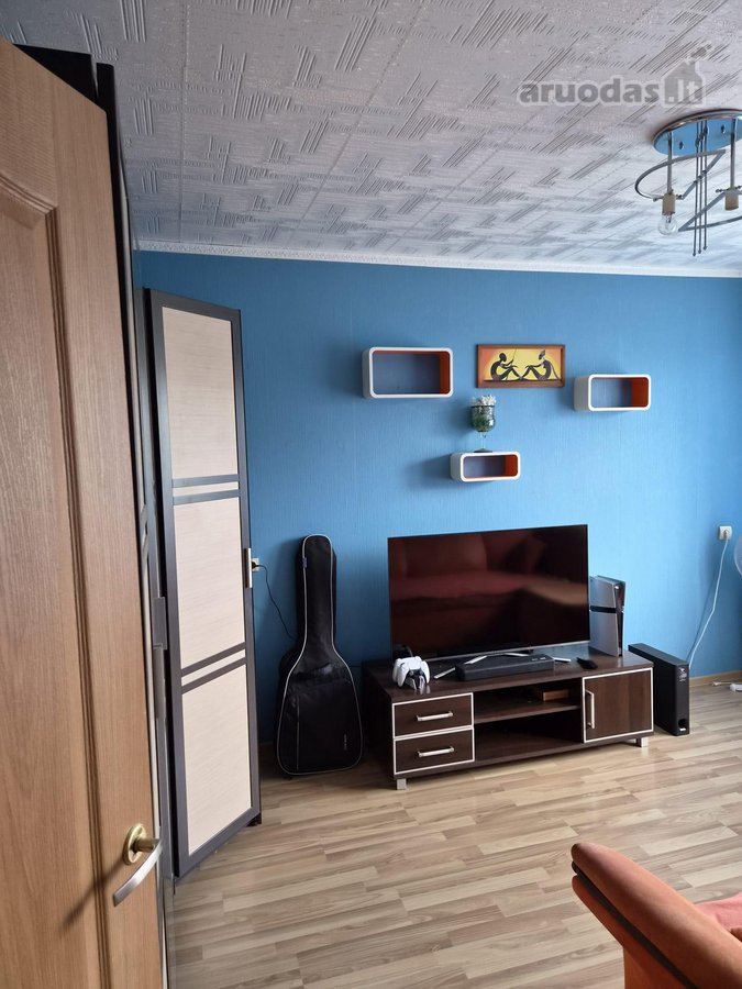 Parduodamas tvarkingas ir erdvus 4 kambarių - nuotraukos Nr. 5