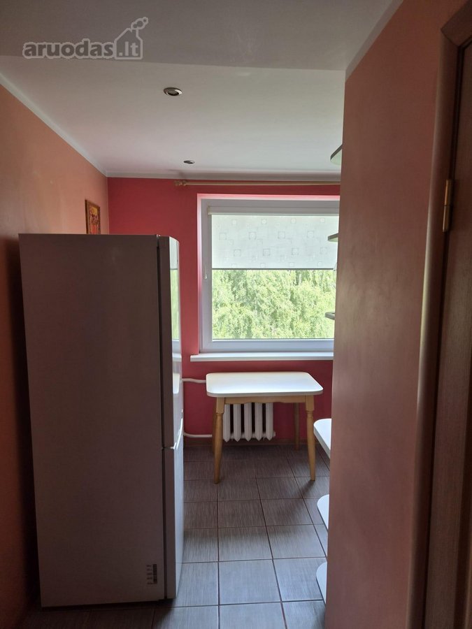 Parduodamas tvarkingas ir erdvus 4 kambarių - nuotraukos Nr. 8