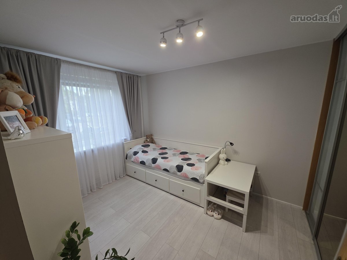 Parduomas erdvus, šiltas ir šviesus trijų - nuotraukos Nr. 7