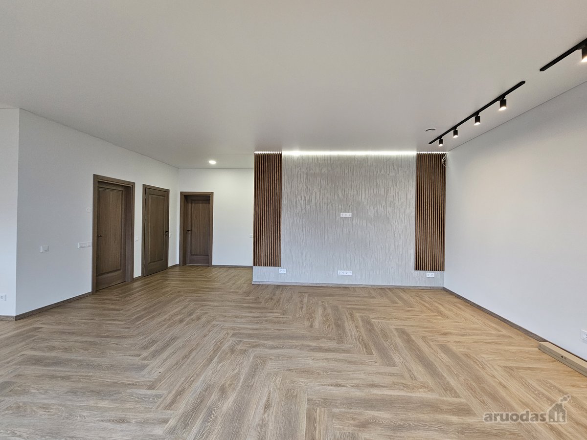 100% Baigtumas  109 kv.m.  250 000 € - nuotraukos Nr. 2