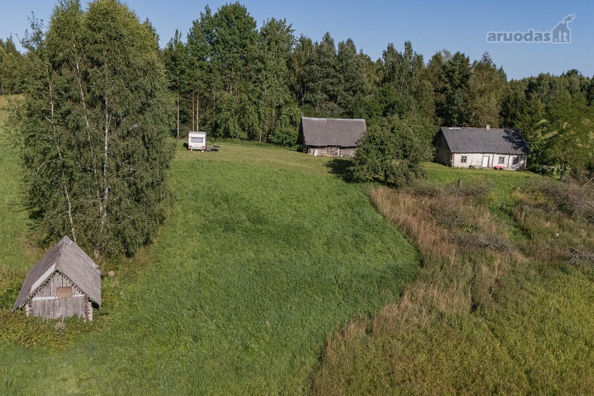 Parduodama privati sodyba su 4,5 ha žemės - nuotraukos Nr. 4