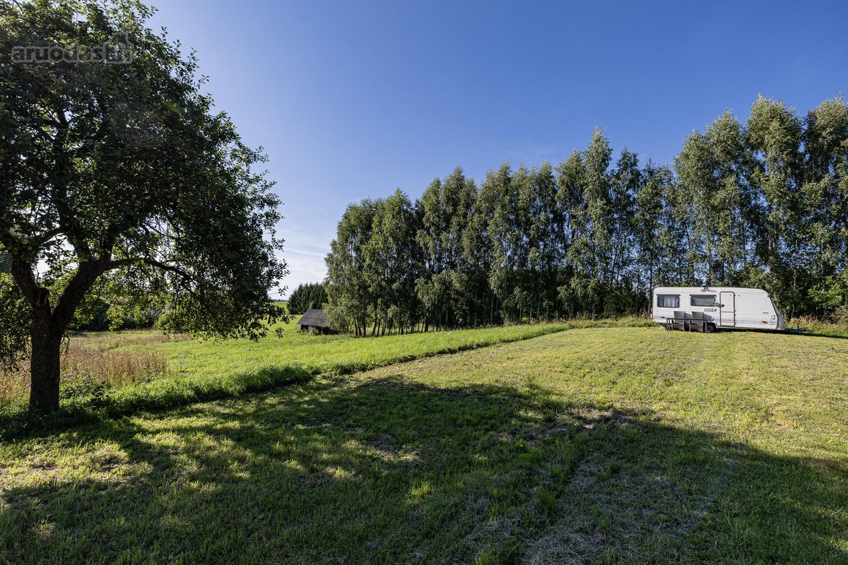 Parduodama privati sodyba su 4,5 ha žemės - nuotraukos Nr. 12