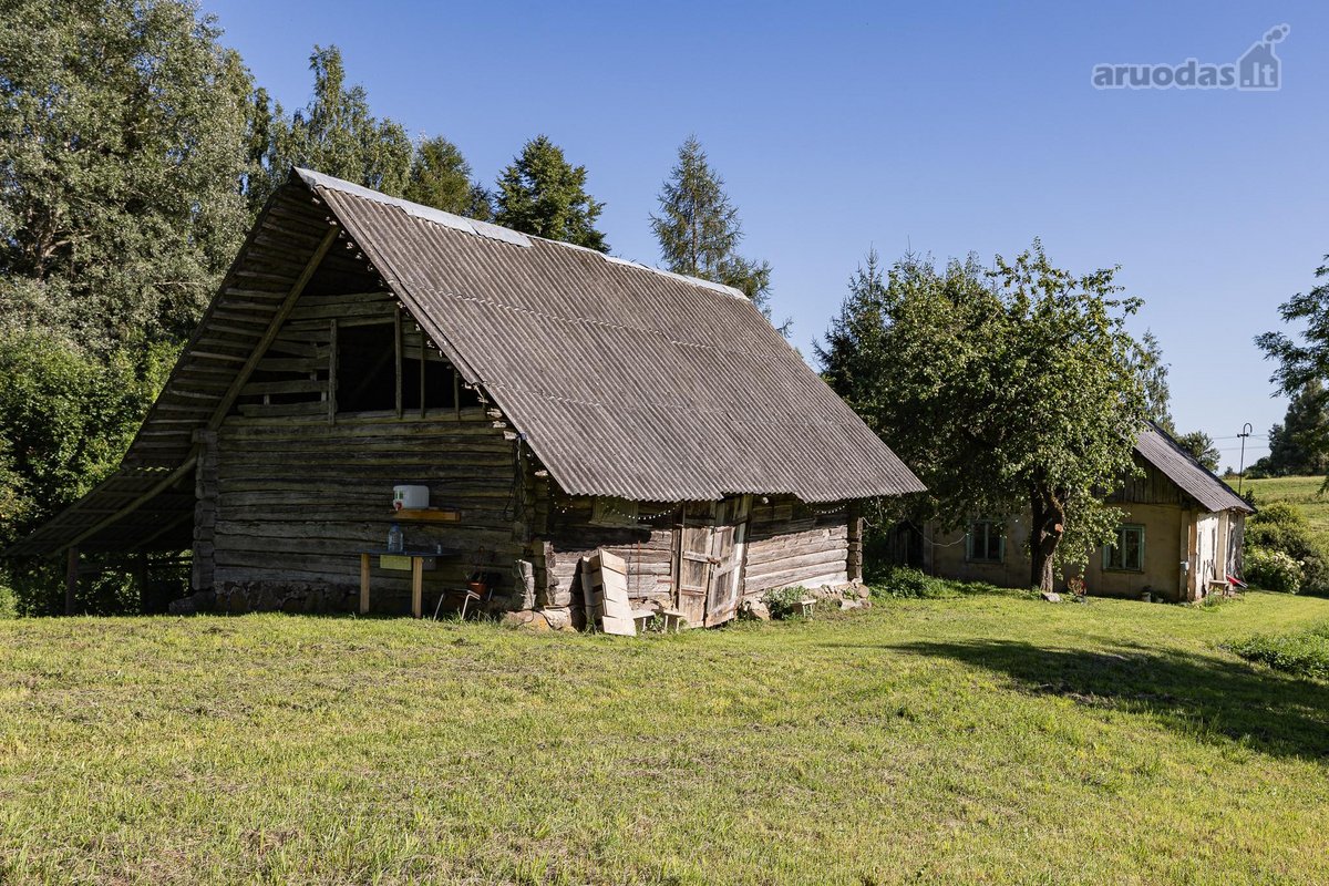 Parduodama privati sodyba su 4,5 ha žemės - nuotraukos Nr. 9