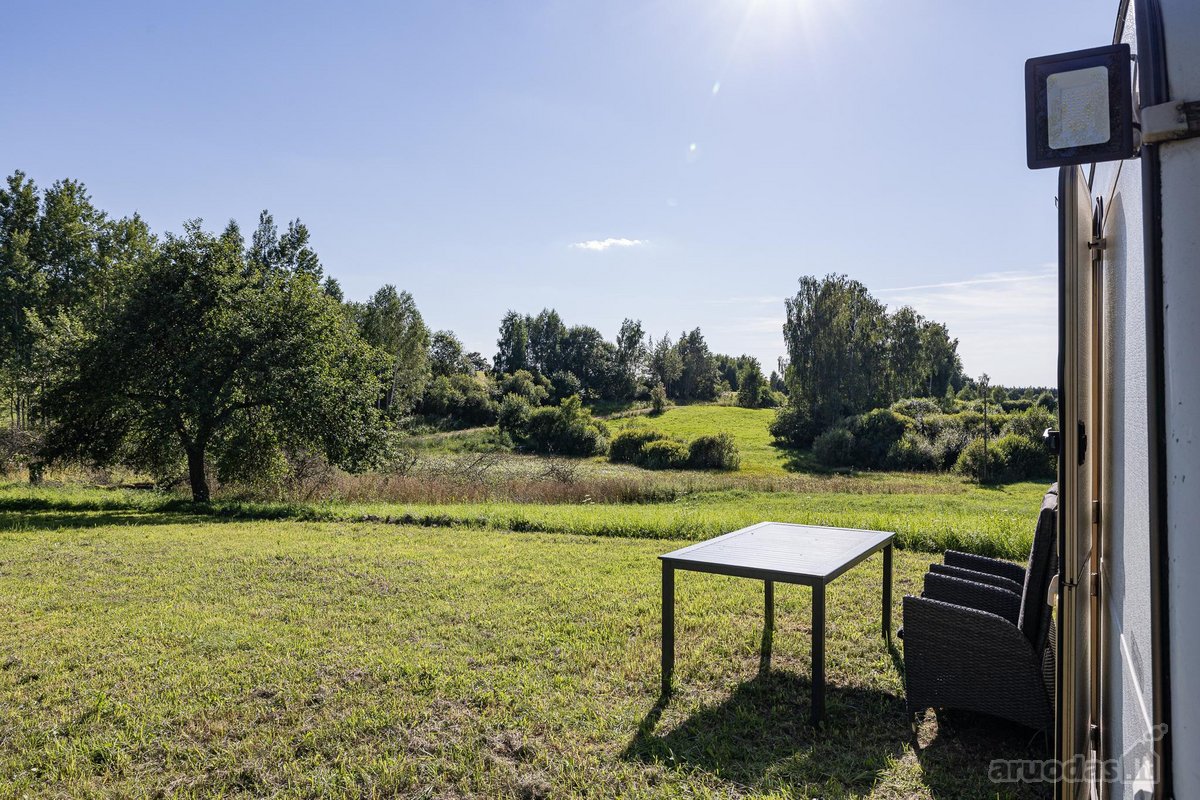 Parduodama privati sodyba su 4,5 ha žemės - nuotraukos Nr. 13