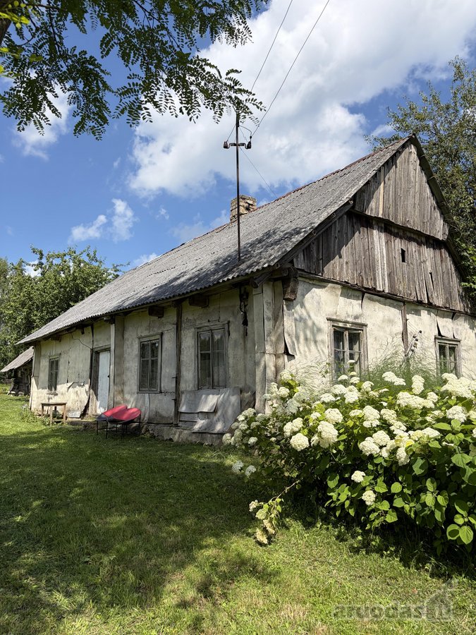 Parduodama privati sodyba su 4,5 ha žemės - nuotraukos Nr. 5