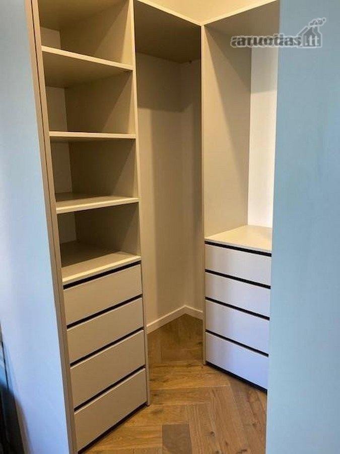 Nuomojamas 2 kambarių butas yra netoli centro - nuotraukos Nr. 12