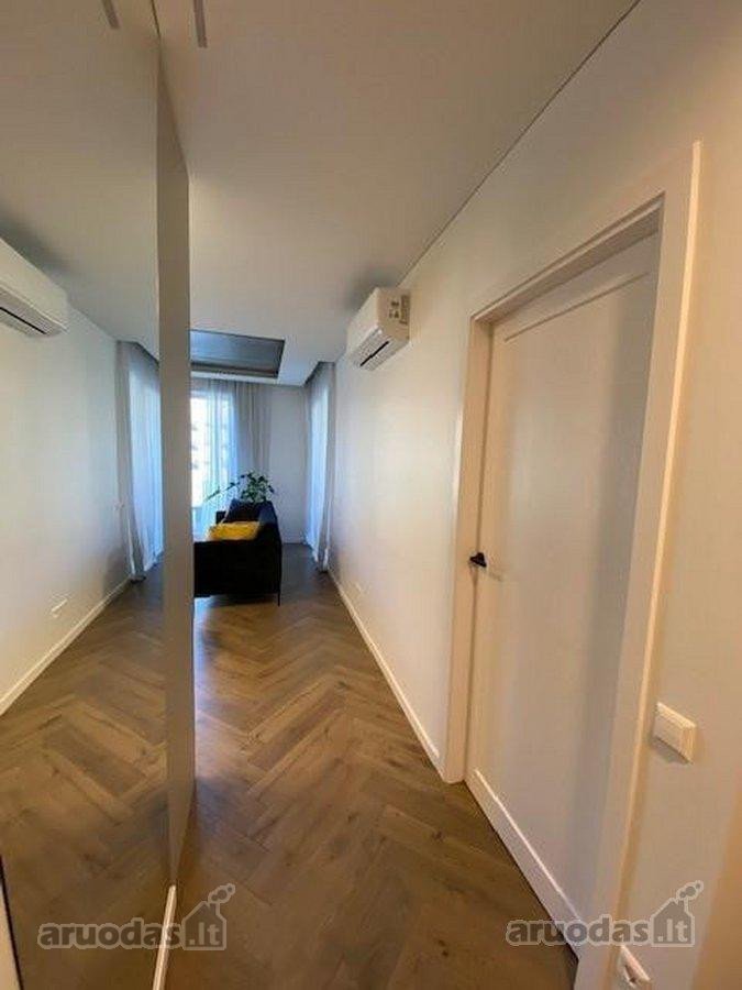 Nuomojamas 2 kambarių butas yra netoli centro - nuotraukos Nr. 18