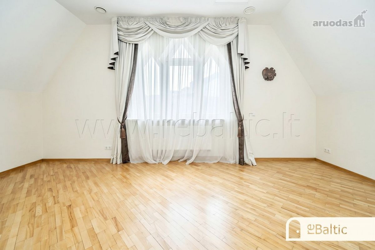 Unikalus namas Žvėryne, itin ramioje vietoje. - nuotraukos Nr. 7