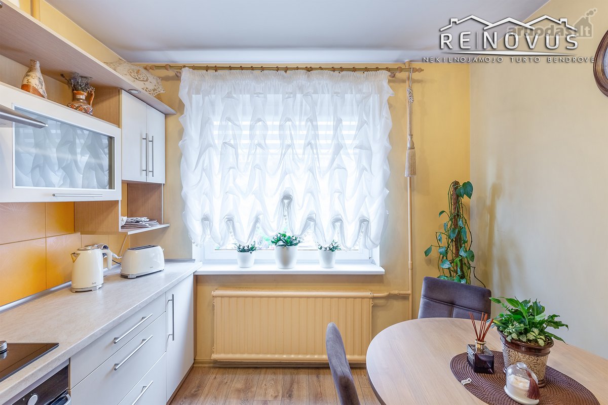 Parduodamas 3 kambarių butas su rūsiu ir - nuotraukos Nr. 12