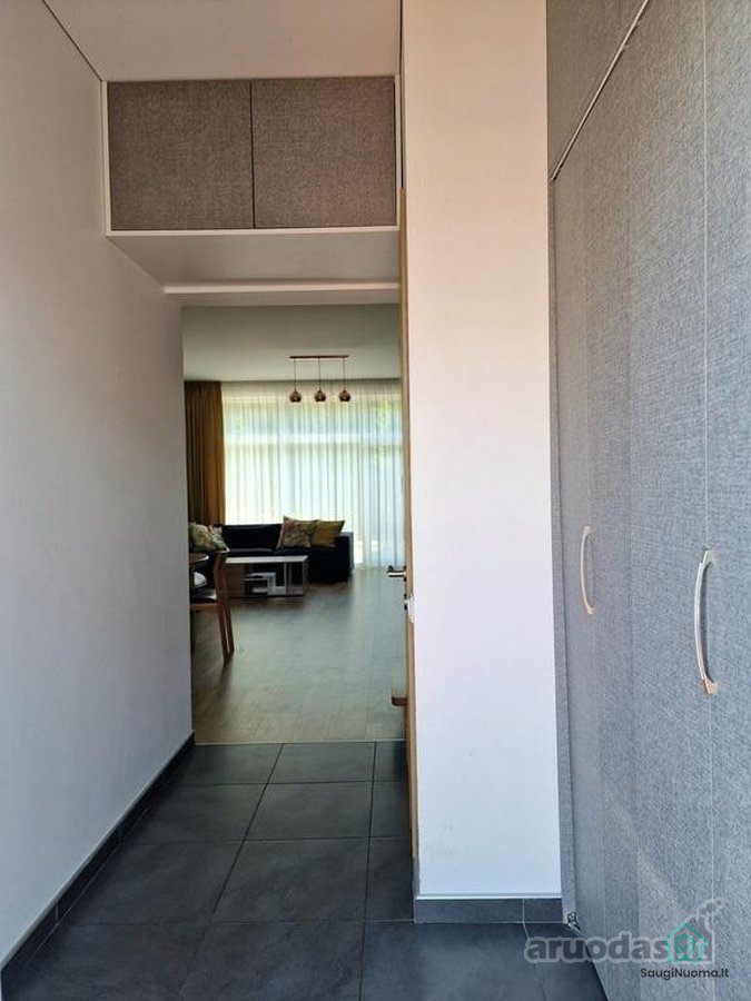 Išnuomojamas erdvus bei šviesus 3 kambarių, - nuotraukos Nr. 19
