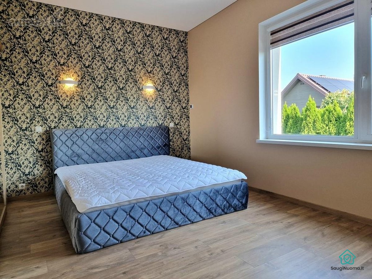 Išnuomojamas erdvus bei šviesus 3 kambarių, - nuotraukos Nr. 12