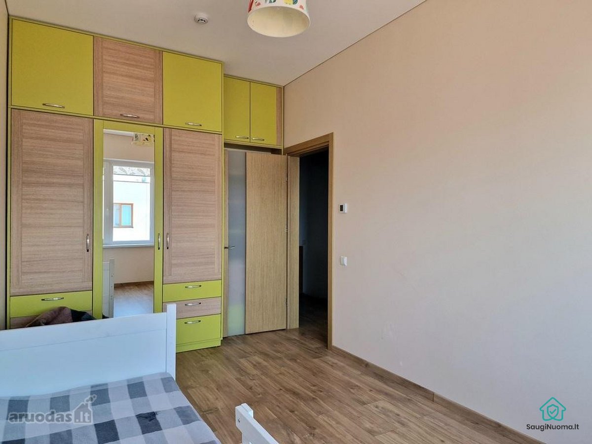 Išnuomojamas erdvus bei šviesus 3 kambarių, - nuotraukos Nr. 15