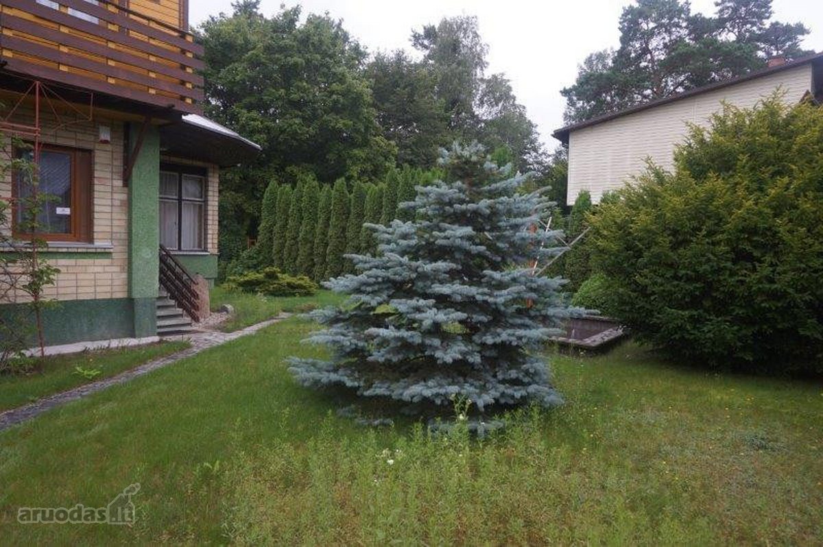 Parduodamas sodo namas su aptvertu medine - nuotraukos Nr. 19