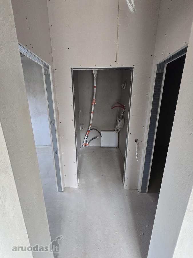 Naujas 75 M² Sublokuotas Namas Bajoruose - nuotraukos Nr. 12