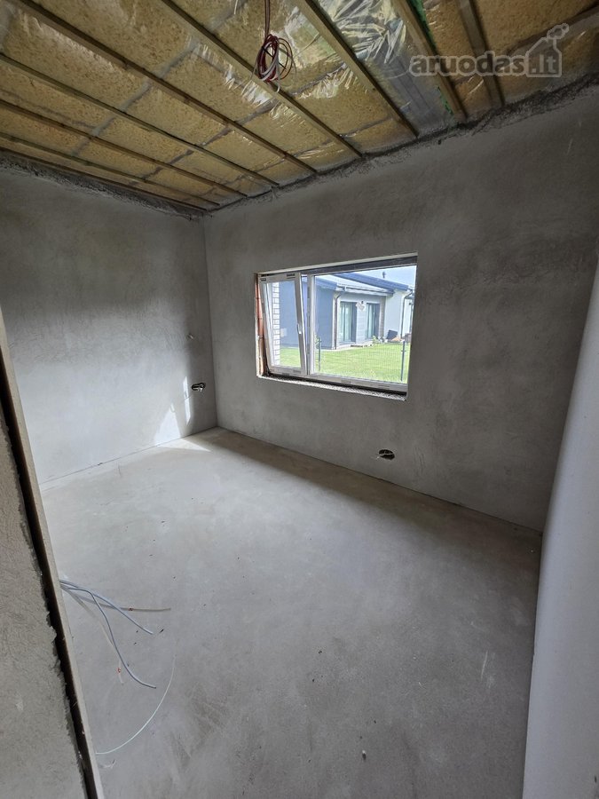 Naujas 75 M² Sublokuotas Namas Bajoruose - nuotraukos Nr. 9