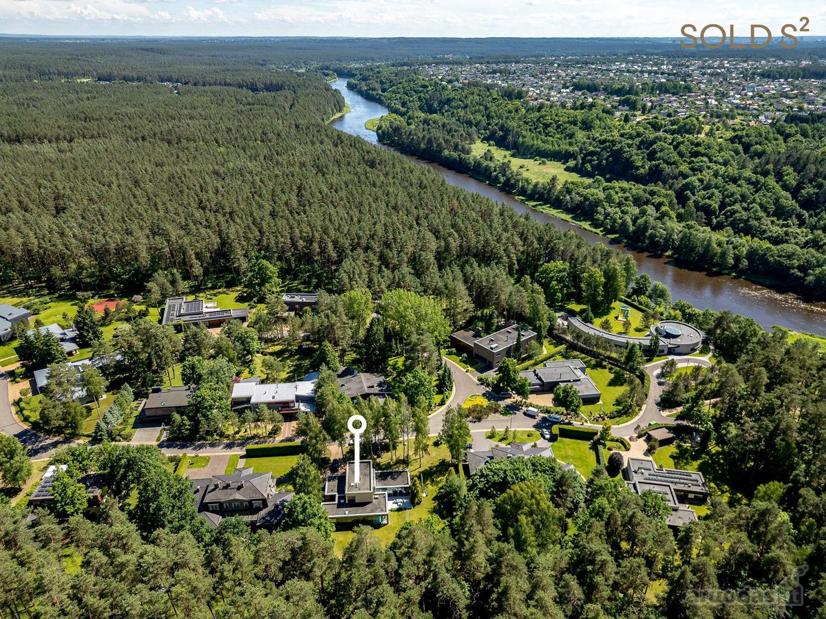 Parduodamas itin erdvus namas su Spa zona - nuotraukos Nr. 13