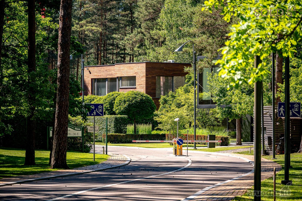 Parduodamas itin erdvus namas su Spa zona - nuotraukos Nr. 17