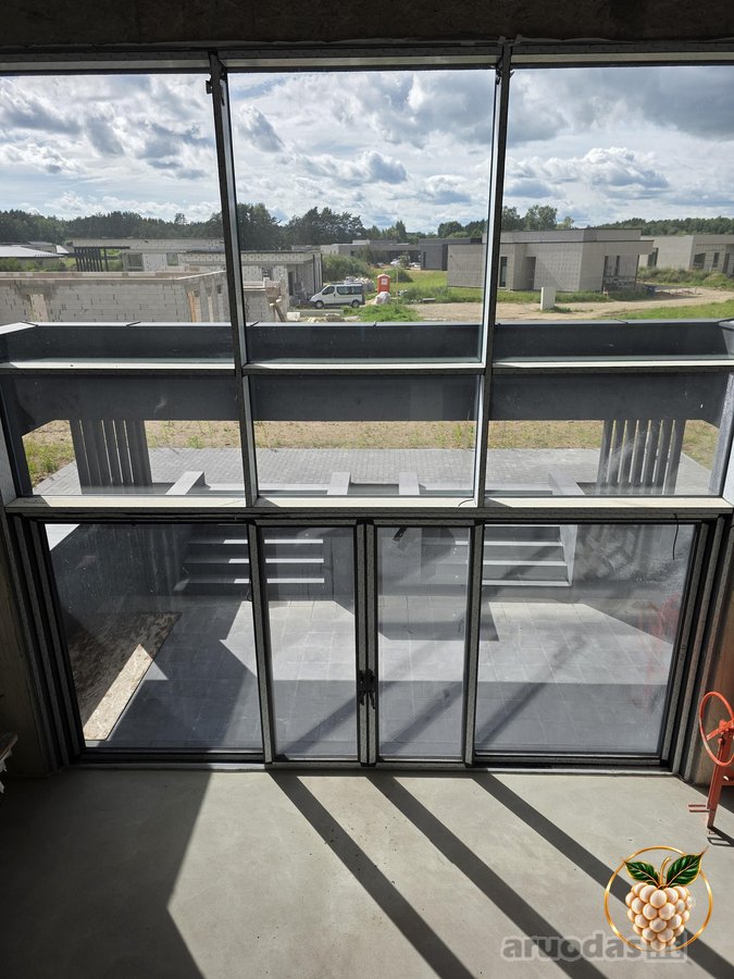 Modernios architektūros namai šalia ežero – - nuotraukos Nr. 22