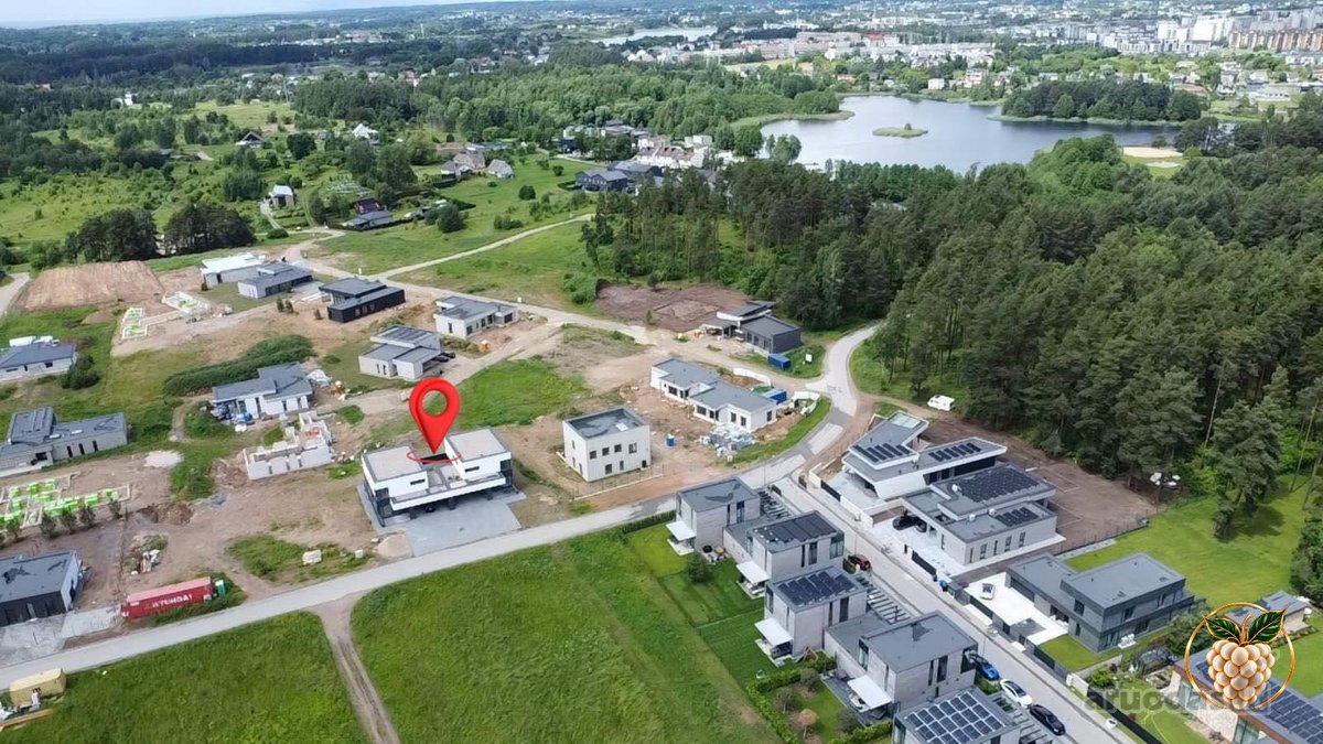 Modernios architektūros namai šalia ežero – - nuotraukos Nr. 34