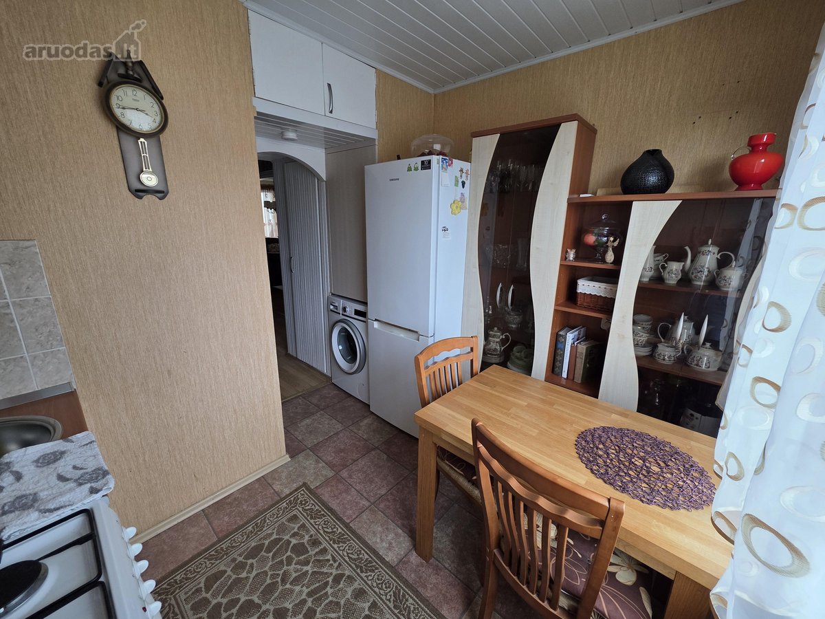 Išnuomojamas 3 kambarių butas ilgalaikei - nuotraukos Nr. 9