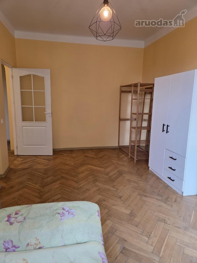 Išnuomojamas 1 kambarys 3 kambarių bute - nuotraukos Nr. 2