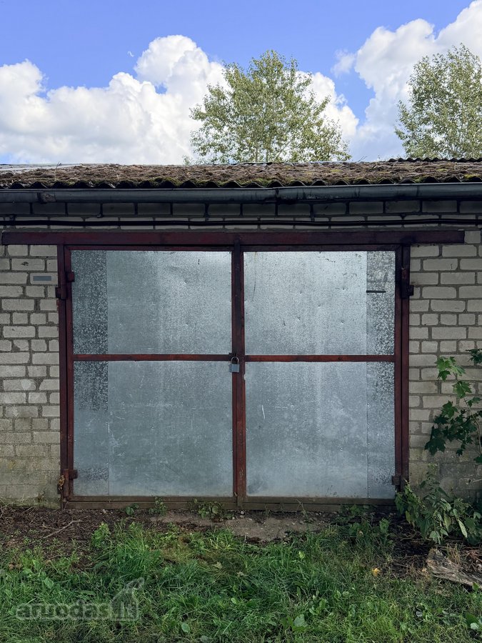 Parduodamas mūrinis garažas Varniuose, Ežero - nuotraukos Nr. 3