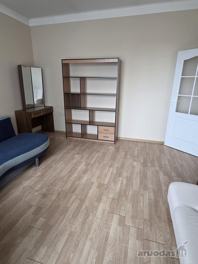 Išnuomojamas 1 kambarys 3 kambarių bute - nuotraukos Nr. 8