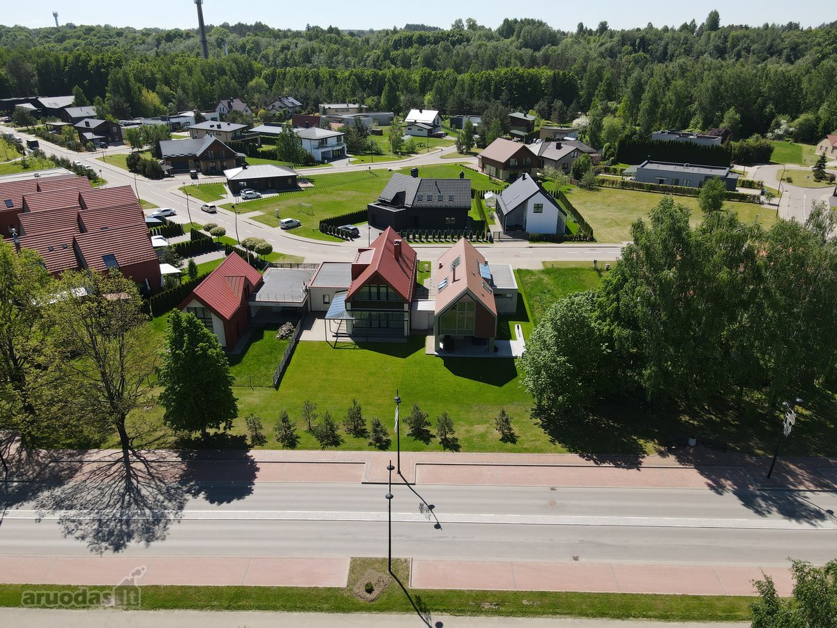 Pristatome Jums Erdvų, Išskirtinio Eksterjero - nuotraukos Nr. 50