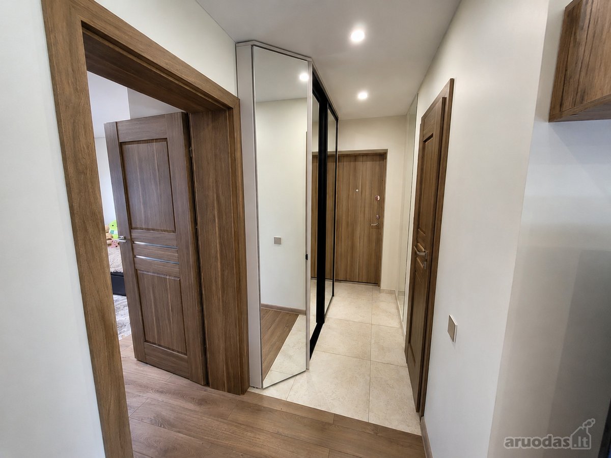 Suremontuotas 3 kambarių butas renovuotame - nuotraukos Nr. 6