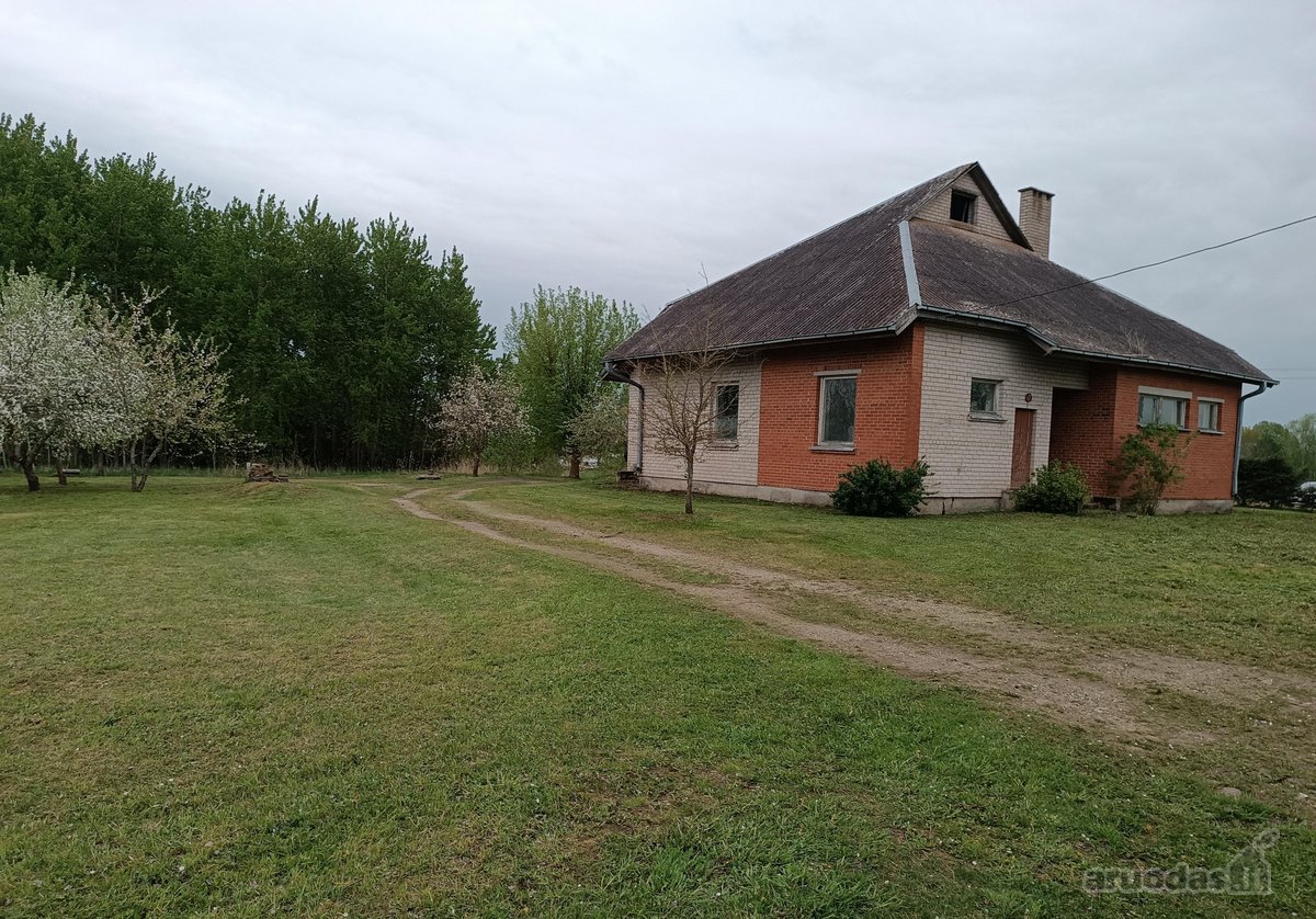 30 arų sklypas prie ežero su 153,33 m² pastatu. - nuotraukos Nr. 3