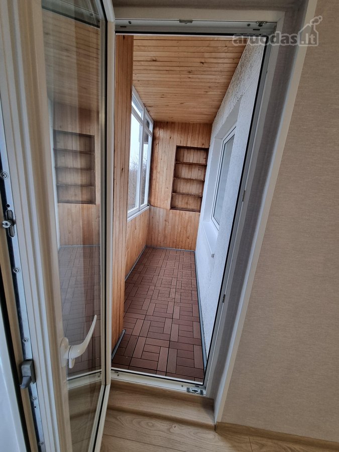 Išnuomojamas erdvus ir šviesus 2 kambarių - nuotraukos Nr. 12