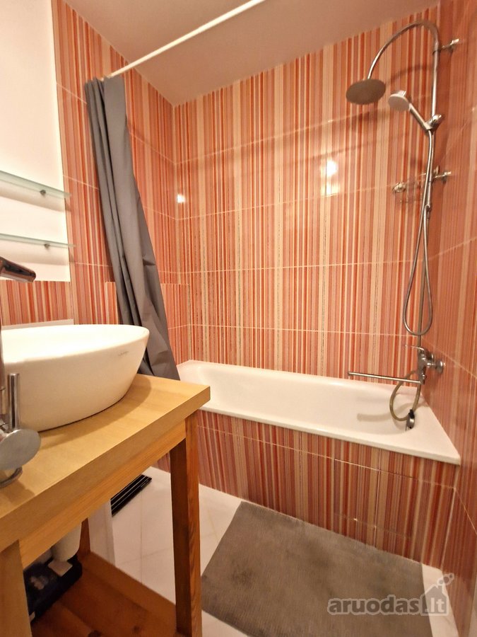 Išnuomojamas erdvus 2 kambarių butas - nuotraukos Nr. 14