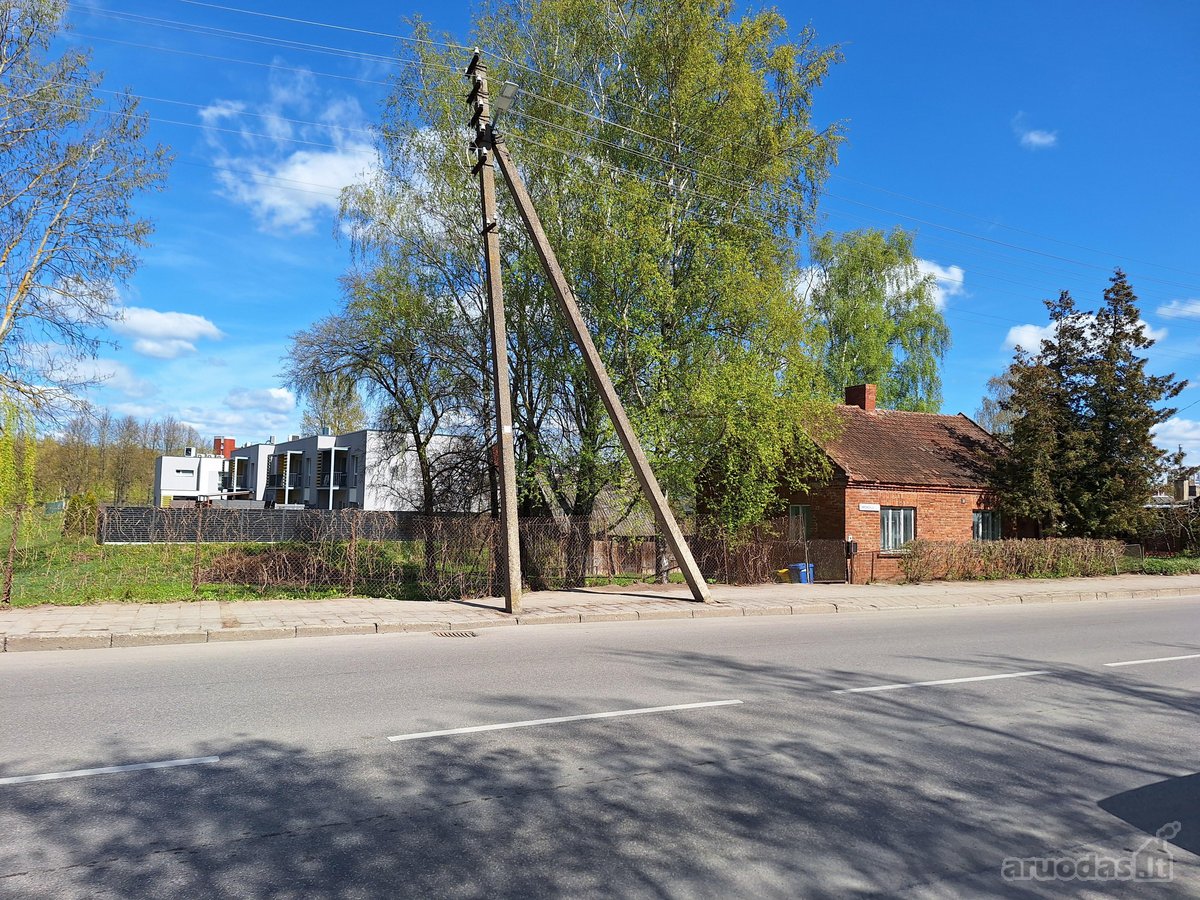 Namas vienoje iš centrinių gatvių,netoli - nuotraukos Nr. 5