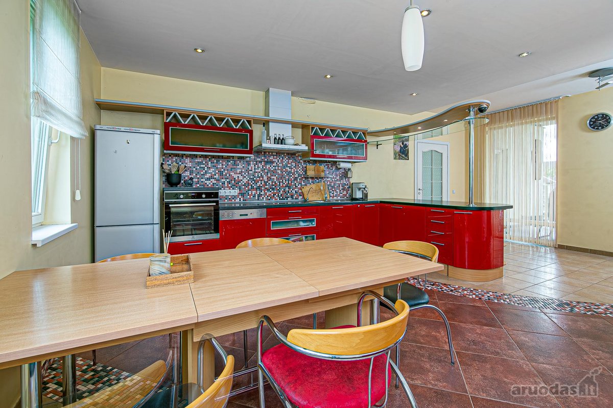 Parduodamas 312 Kv.m. Namas Prestižiniame - nuotraukos Nr. 4