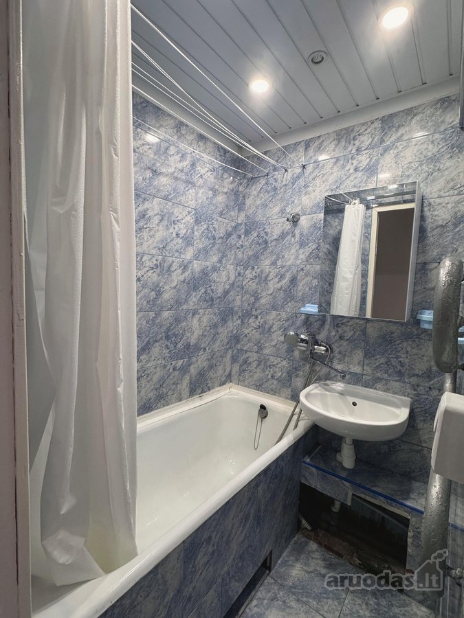 Šviesus ir šiltas 2 kambarių butas Lazdynuose - nuotraukos Nr. 15