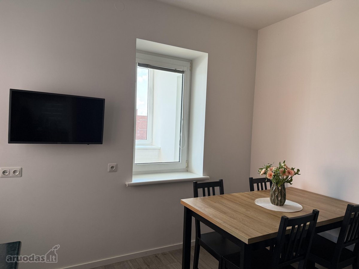 Erdvus ir jaukus 2 kambarių, 70 m² butas su - nuotraukos Nr. 5