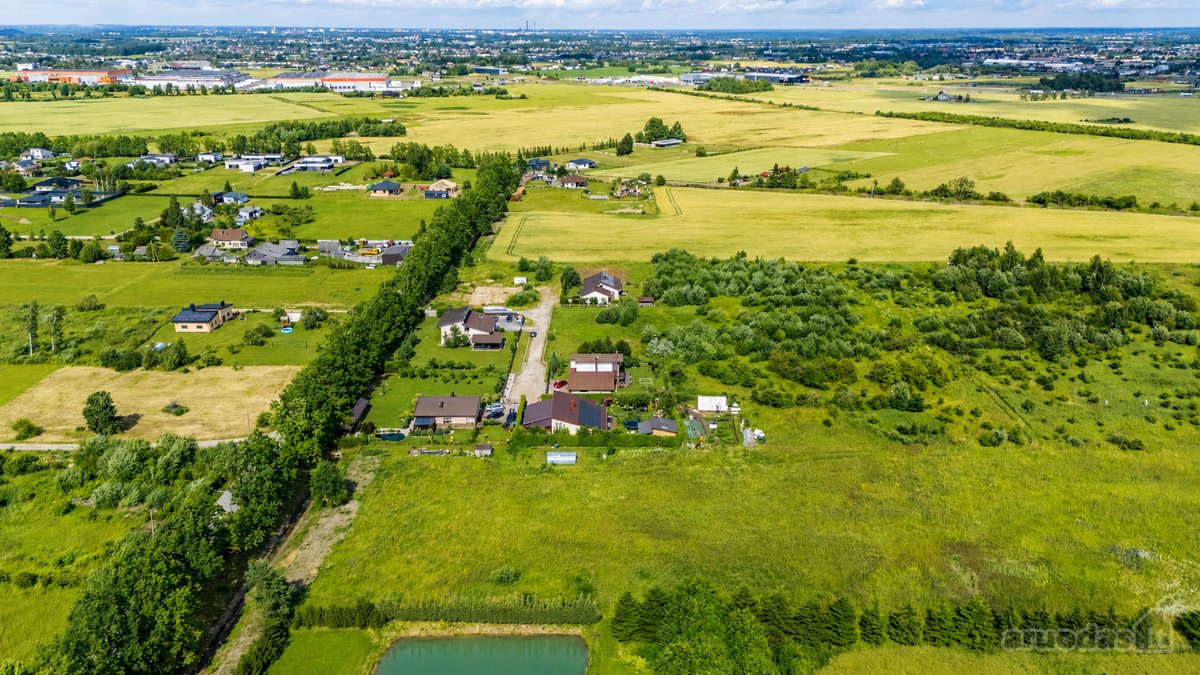 Gyvenamosios paskirties sklypas. Yra - nuotraukos Nr. 16