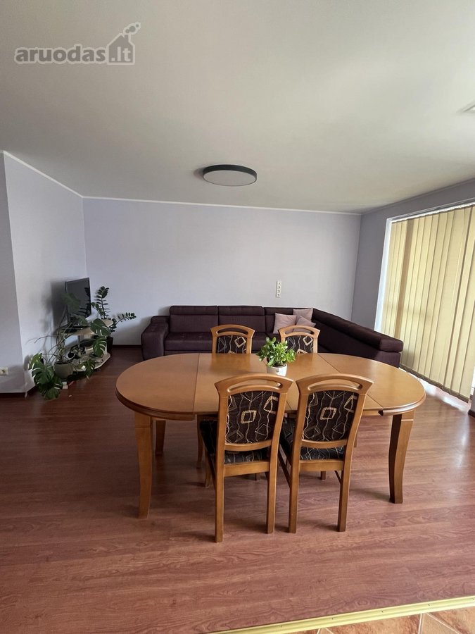 Išnuomojamas šviesus 3 kambarių butas Jurgio - nuotraukos Nr. 12