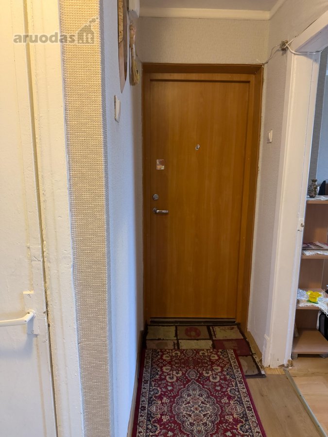 Parduodamas erdvus ir šviesus 3 kambarių - nuotraukos Nr. 16