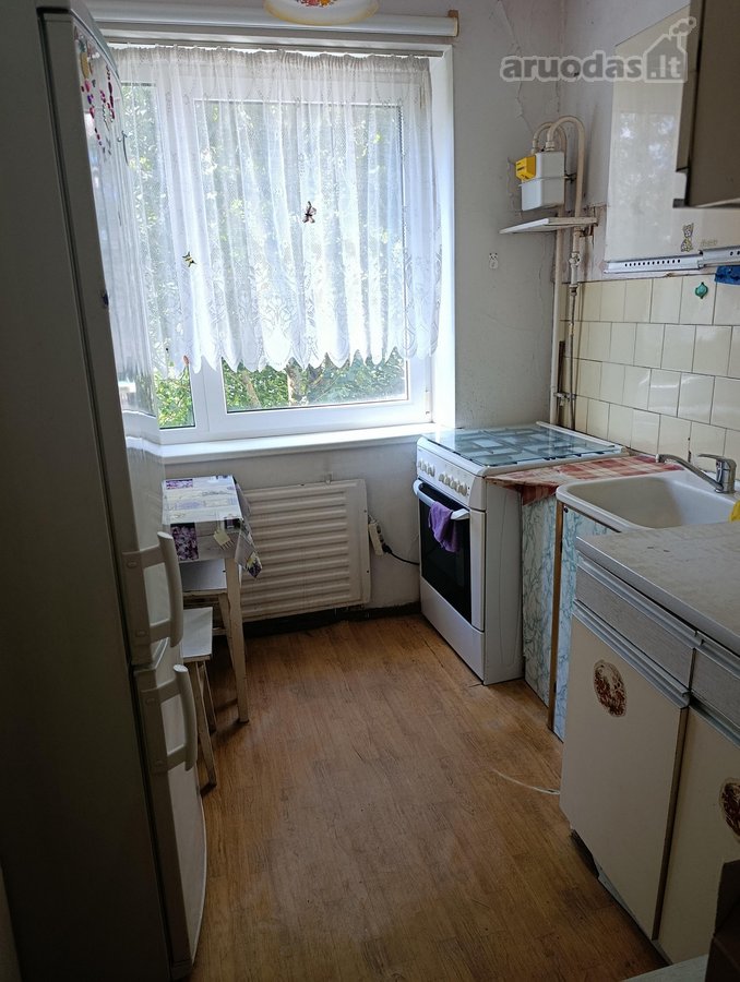 Parduodamas butas labai ramioje vietoje šalia - nuotraukos Nr. 3