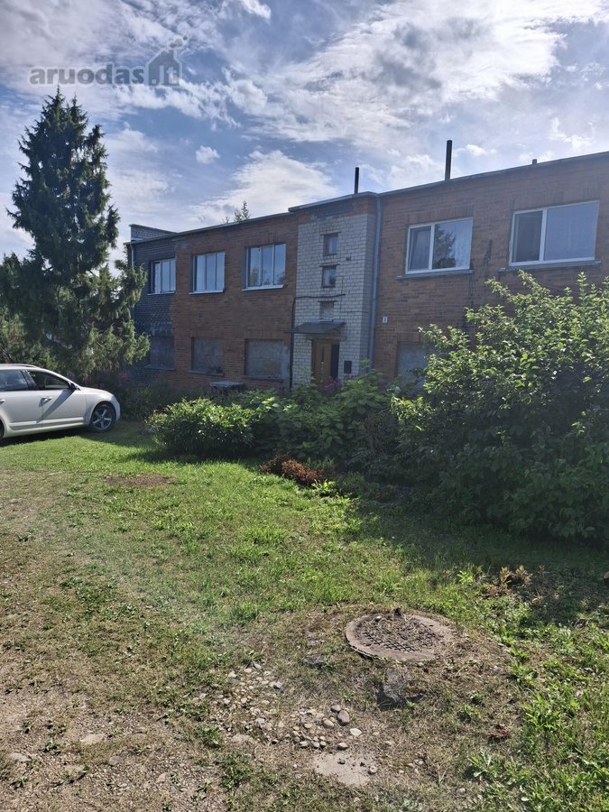Parduodamas dviejų kambarių butas 10km - nuotraukos Nr. 2