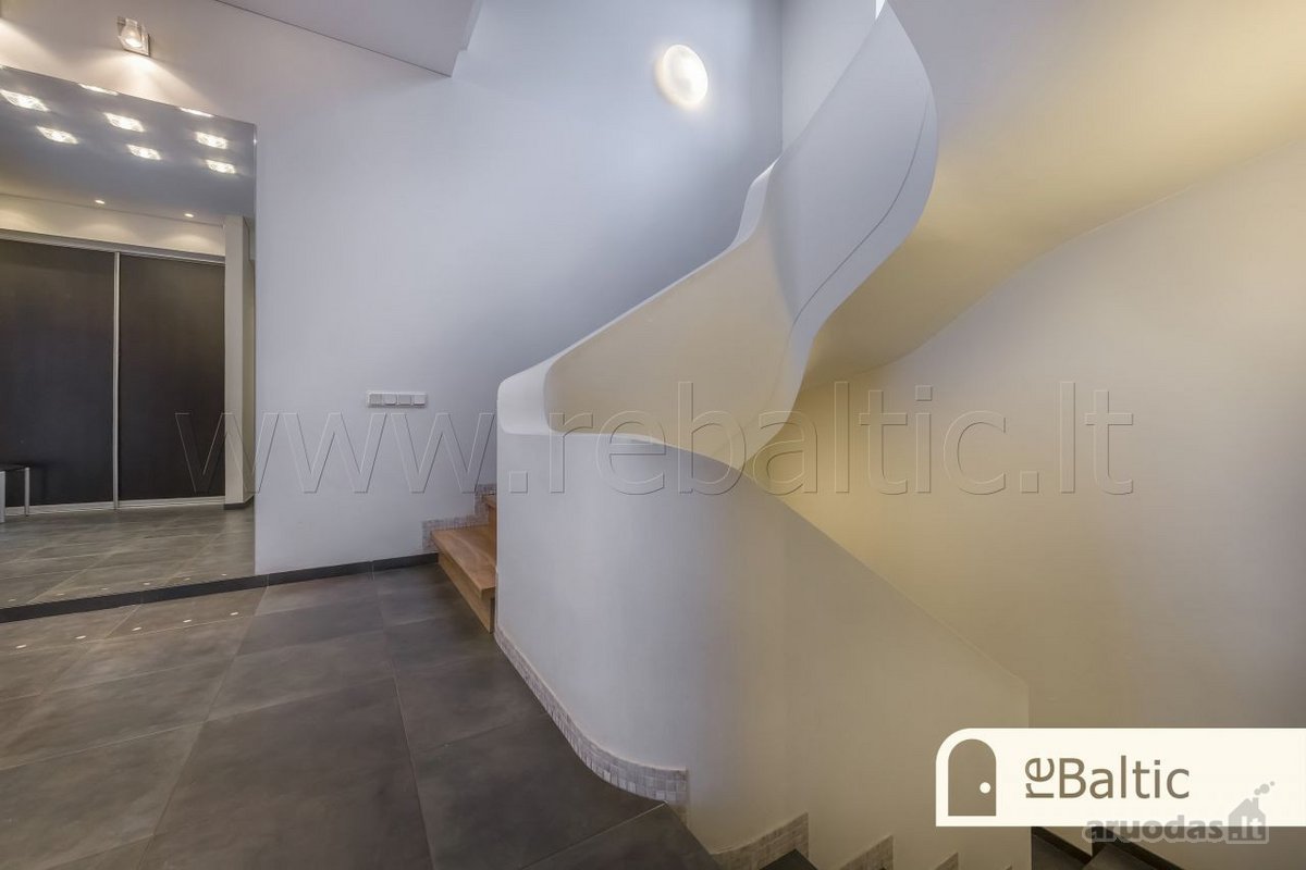 Prestižinis namas miško apsuptyje su - nuotraukos Nr. 16